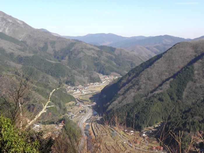 高梁川と国道180号が見えました